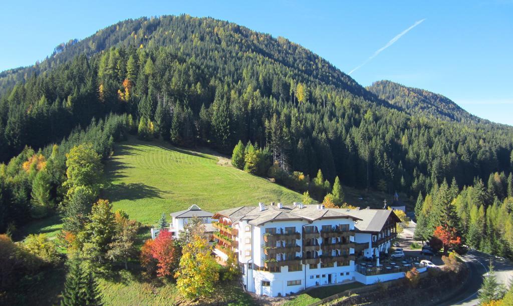 Ganischgerhof Mountain Resort & Spa نوفا بونينتي المظهر الخارجي الصورة